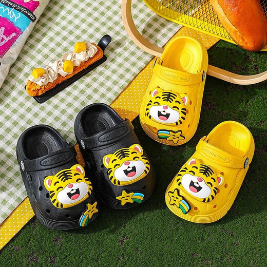 Disney Kids Hole Shoes Boys 2025 Новые мальчики в помещении и на открытом воздухе с двойным назначением с толстым покрытием, не скользящими.