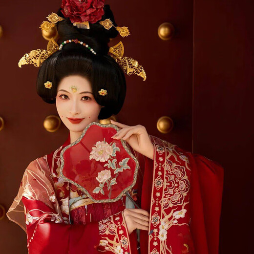 XiUhe Familie [Orientaler einfacher purer Stil] Tang Dynasty Hochzeitskleidung 2025 Neue Brautkleidung Phoenix Crown und Hanfu Schwanz Schwerindustrie Kleid N-677 Schwere Industriezahlung All Code
