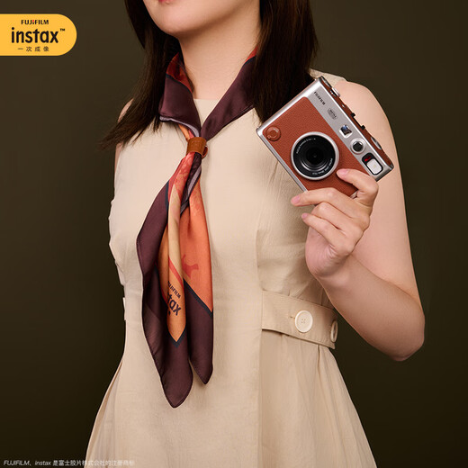 Fuji (FUJIFILM) Fujifilm/Fuji instax mini Evo instant camera instant camera art rebirth gift box (brown only) official standard