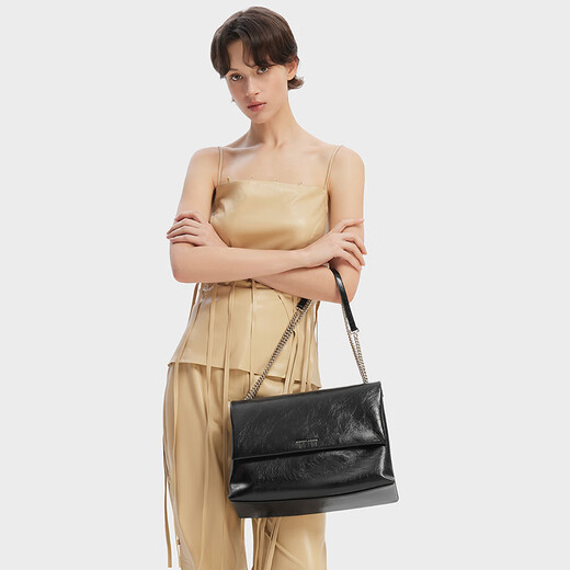 CHARLES&KEITH Large Capacity Solid Color Chain Messenger Bag Shoulder Underarm Bag Women's Bag Wedding Bag New Year's Gift CK2-20271514 Black Black Large Bag