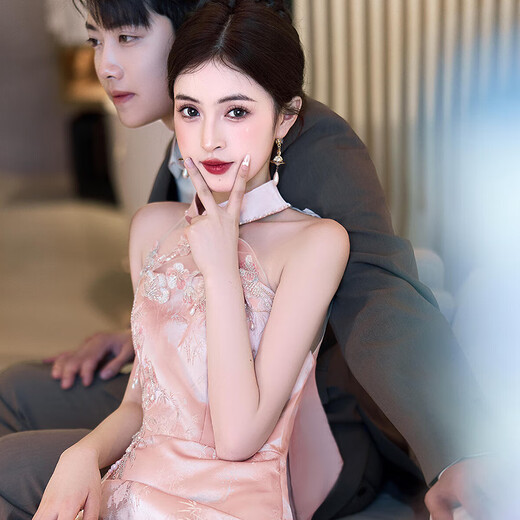 Seasonal cheongsam wedding dress new Chinese style fishtail bride 2025 new texture pink back door wedding engagement banquet toast dress pink M