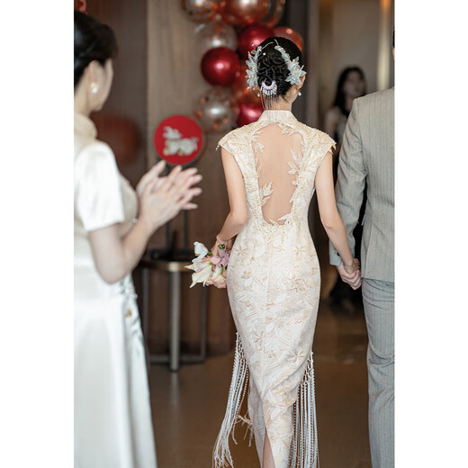 Xiaohanlu engagement dress, light luxury, high-end, elegant and decent cheongsam toasting suit for bride, Chinese backless wedding niche white, white L