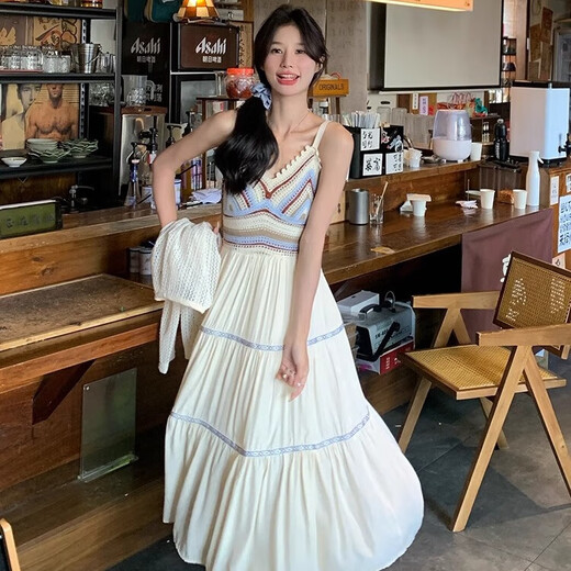 花语志连衣裙夏季2025新款套装女两件套裙子白色吊带裙新中式长裙度假风 针织拼接连衣裙+开衫【两件套】 均码 【建议80-130斤】