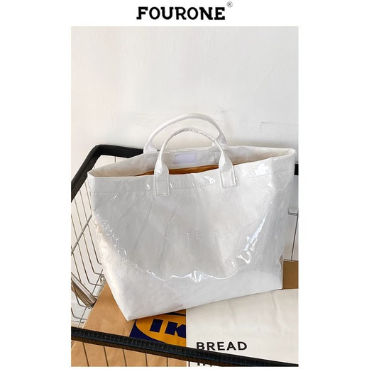 Quatre Onefour un sac de grande capacité en papier gelé