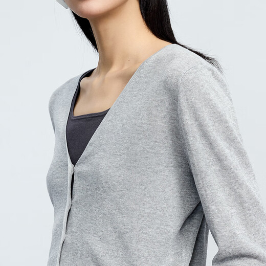 Shuiyunjian Shui Yun Jian Damen -Kleidung Einfacher schlanker weicher Hals langer Dünner Strickjacke Pullover 2025 Sommer neuer Stil hellgrau L.