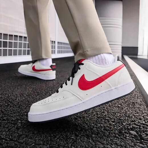 Nike Court Vision Low-Top White Schuhe Sport und Freizeitbrettschuhe HQ4867-101 36