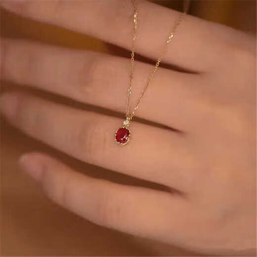 Hunter 18k gold inlaid pigeon blood stone necklace for women, French retro, compact, exquisite, light luxury, niche clavicle chain, red, choose bare stone for customization, contact customer service