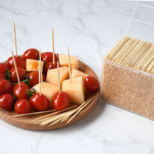 2800 pieces disposable double-headed thin bamboo toothpick sticks for home and restaurant bulk fruit bamboo skewers 2800 pieces *1 box