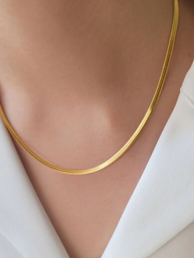 Kawamori AU750 genuine gold with certificate and guaranteed value 18K gold necklace flat snake bone necklace men and women clavicle chain high-end niche AU750 gold 18K gold flat snake bone necklace (46cm