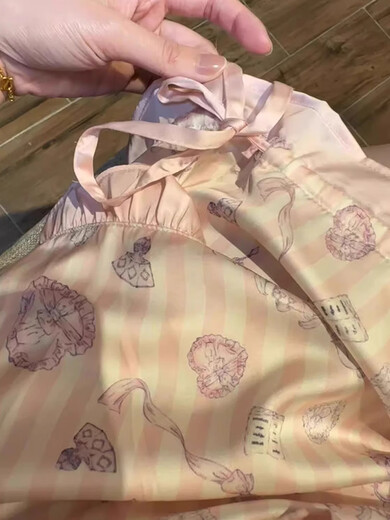 裁雨留虹冰丝短袖短裤睡衣女夏季2025新款可爱卡通蝴蝶结套装可外穿家居服 13559 花边kitty M
