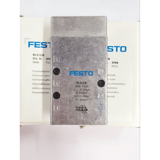 * Soupape de commande d'air VL-5-1 / 8 9764