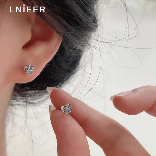 Lnieer 999 Pure Silver Small Blue Iris Earrings New Earrings Women's Niche Sweet Flower Earrings No-Pick Blue Iris Earrings Whole Body 999 Pure Silver