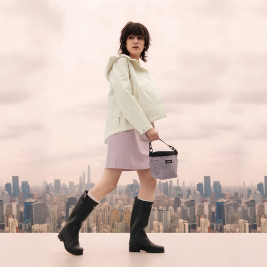 AIGLE【春夏新品】艾高夹克GORE-TEX防风防雨透汽鱼尾收腰女士 鸽子奶白 BI844 36 (160/84A)