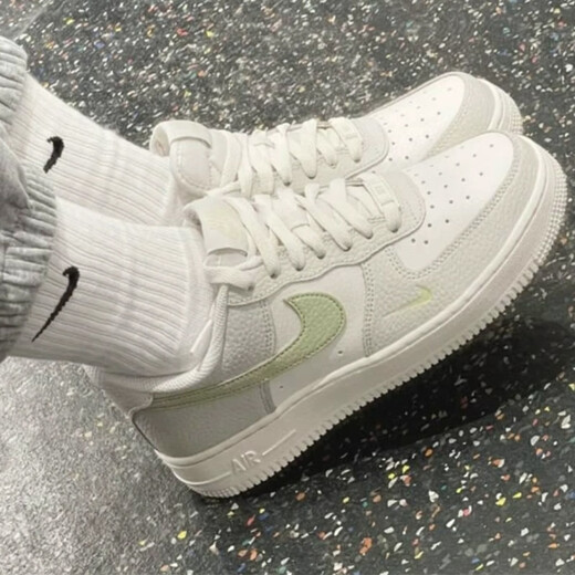 耐克（NIKE）Nike耐克男鞋女鞋Air Force 1 Low白绿情侣款低帮板鞋IB3881-001 IB3881-001 35.5