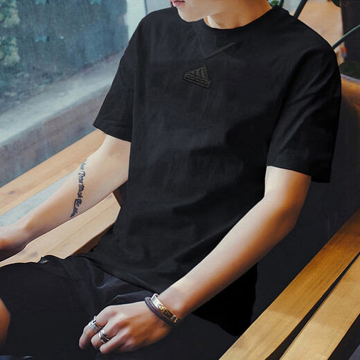 Adidas Camiseta de manga corta para hombre 2025 Ropa deportiva de verano Ropa casual holgada, cómoda y transpirable Top informal con cuello redondo IR5266 Negro S Recomendado 120-135 Jin Jin equivale a 0,5 kg