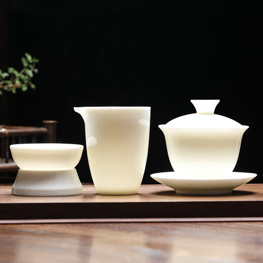 Yuanqing Jiasheng complete set of Kung Fu tea set Chinese white mutton fat jade porcelain tea set set cover bowl male cup tea drain three-piece set