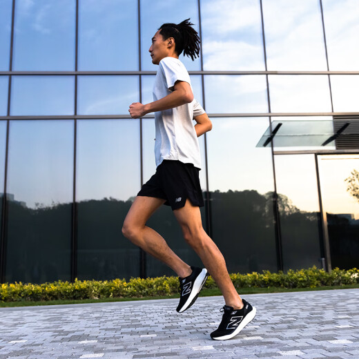 NEW BALANCE NB men and women spring 880 v14 cushioning lightweight rebound running shoes Standard shoe last B white Women's model W880W14 37.5
