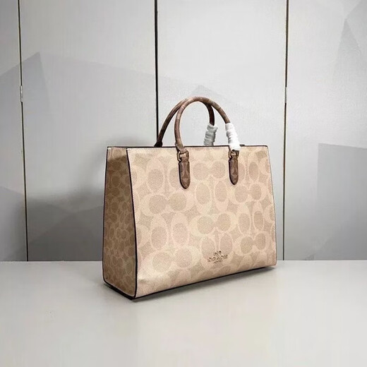 蔻驰（COACH）女款 Maggie36系列 女士logo微标涂层帆布手提包 时尚女包 生日礼物送女友 七夕送礼 卡其色 CY677 IMXI9 36.5*14*28cm