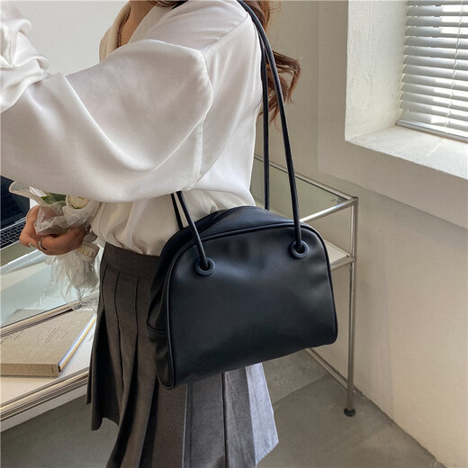 Fengxi Cross-Border Bord Trendy Underarm Sac Texture Shell Sac 2025 Nouveau sac pour femmes de mode rétro polyvalente Ins un épaule noir