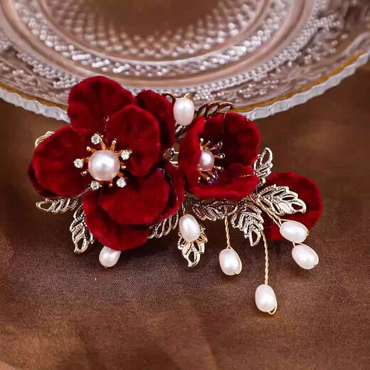 New Chinese style red flower tassels happy mother-in-law hairpins women's hair accessories bride engagement toast attire mother's hairpins red rose tassels
