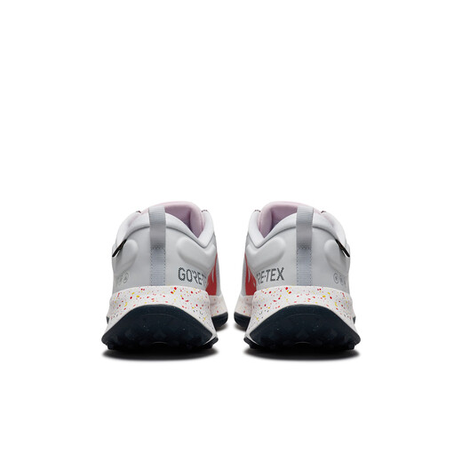 耐克（NIKE）官方JUNIPER TRAIL 2 GORE-TEX男户外越野跑步鞋秋HM9734 002白金色/白/神秘焰火色/泡沫粉 44