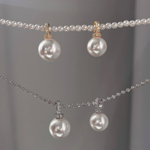 Pearl pendant, a silver large hole, can be matched with a variety of necklaces, new light luxury niche pendant, 10mm Australian white silver oval hole independent pendant