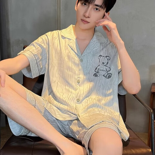 Langsha 2025 Nouveau été à glace fraîche de glace à manches courtes pour hommes à manches courtes pour hommes à la mode pour les vêtements de vêtements pour garçons. Ice Silk G834 * L Hauteur recommandée 170 et poids 100-130