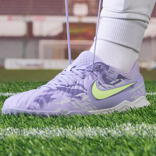 Nike (Nike) 2025 Zapatos de fútbol nuevos zapatos para hombres TF TF Entrenamiento de la competencia Sports Sports Sports HF1591-500 38.5