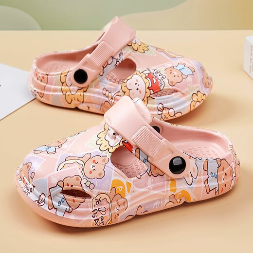 Hongxing Tong Ke Girls Sandals Zapatos de agujero para niños Summer NUEVO 2025 NUEVAS NIÑAS DESCONITAS CASA INTERRADA ANTI-BEIGE Modelo de imagen principal 32/33 Tamaño