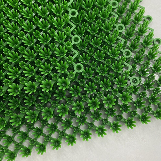 Lawn and green space simulated commercial refrigerator compartment grid green mat bedding display cabinet beef and mutton deli plate mat anti-freeze green 38*58cm 1.5cm thick. How many pieces can be sent as many as you want. You can put them together as you like.