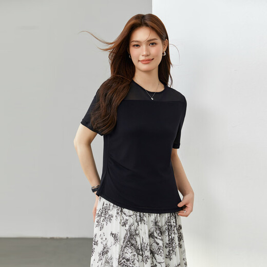 Show de fibra [Camiseta de lysel versátil de cuello redondo plisado con sensibilidad de diseño] Gran tamaño Fat MM2025 Summer Nuevo estilo 1396 Negro 6xl