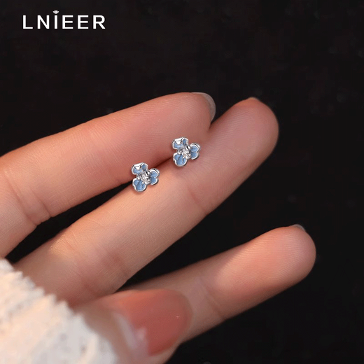 Lnieer 999 Pure Silver Small Blue Iris Earrings New Earrings Women's Niche Sweet Flower Earrings No-Pick Blue Iris Earrings Whole Body 999 Pure Silver