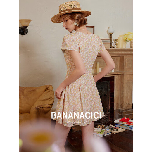 
banana cici 2025 summer new French temperament short skirt pleated floral waisted V-neck dress C252LY724 Pink S