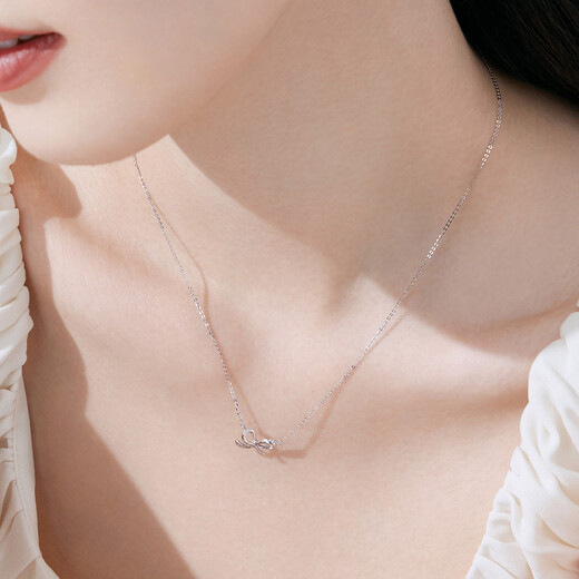 Lukfook Jewelry Platinum Necklace Platinum 950 Bow Necklace Price G07TBPN0024 Approximately 2.22 grams
