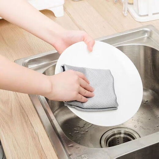 JIEYOUJIA fish scale rag glass wipes cleaning scouring pad absorbs water and is not easy to shed lint household kitchen table mirror towel 1 piece unpackaged please be careful when taking photos (colors are random)