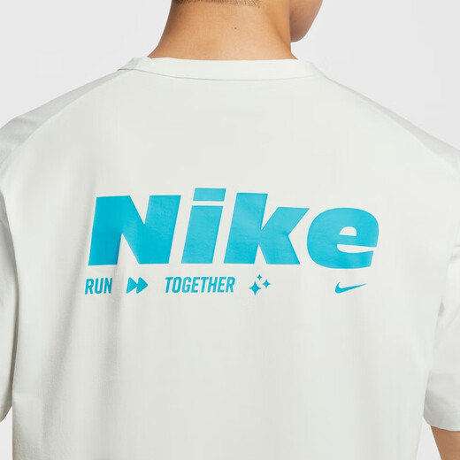 耐克（NIKE）短袖t恤2025夏季新款HYVERSE DRI-FIT男子速干半袖圆领上衣 白色蓝色银HV4882-121速干 3XL