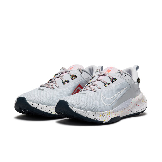 耐克（NIKE）官方JUNIPER TRAIL 2 GORE-TEX男户外越野跑步鞋秋HM9734 002白金色/白/神秘焰火色/泡沫粉 44