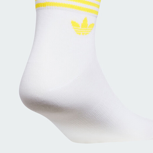 阿迪达斯 （adidas）袜子男袜女袜 夏季新款训练袜子透气亲肤休闲袜短筒低帮袜三双装 KA9277/白/深黄/鸟羽蓝/森林绿 M