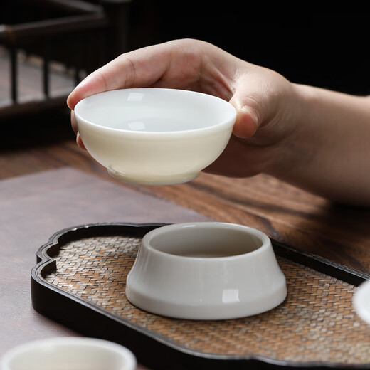 Yuanqing Jiasheng complete set of Kung Fu tea set Chinese white mutton fat jade porcelain tea set set cover bowl male cup tea drain three-piece set
