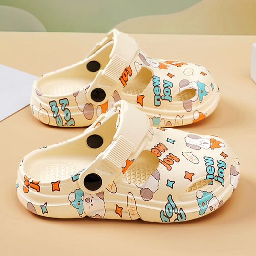 Hongxing Tong Ke Girls Sandals Zapatos de agujero para niños Summer NUEVO 2025 NUEVAS NIÑAS DESCONITAS CASA INTERRADA ANTI-BEIGE Modelo de imagen principal 32/33 Tamaño