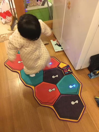 btoys儿童音乐跳舞毯健身毯音乐地垫游戏毯婴儿启蒙玩具礼物 钢琴毯