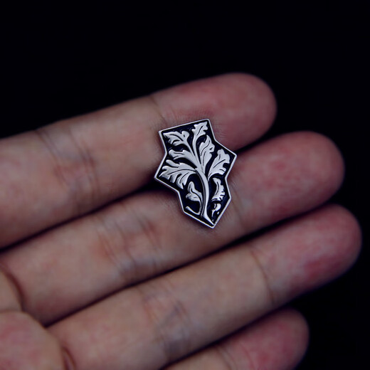 斯巴达男士胸针男士领针西装胸针西服胸花镀白金材质银色/金色风信子叶 银色镀白金风信子叶胸针+袖扣套