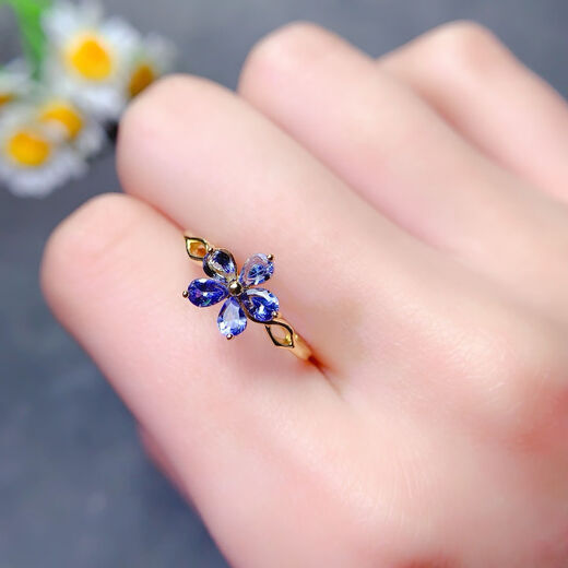 Lierui natural tanzanite ring with small flower design s925 sterling silver, versatile and exquisite, showing temperament and high-end sense 3*4mm gold color natural tanzanite ring live mouth