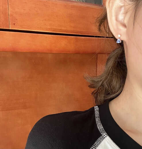 Puli 18k gold love tanzanite white sapphire smart small earrings fresh temperament simple small item love tanzanite 1 carat white sapphire 16 points