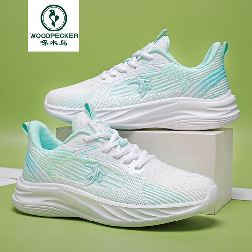 Woodpecker 2025 Summer Running Casual Chores respirant et non réservées aux pieds de course à amortisseur super léger, chaussures de sport respirantes et léger chaussures de sport blanc / coloré 829 net ultra léger-amortisseur, facile 35