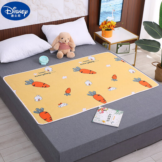 迪士尼（Disney）宝宝尿布垫婴儿防水尿垫纯棉透气可洗用品儿童成人月经隔尿垫床垫 黄色胡萝卜 25*35锁边花色随机