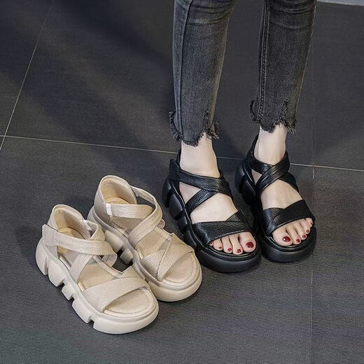 
Baichao Internet celebrity 2025 summer new fashionable and versatile thick-soled women's sandals wearing casual sports beach cool black 9928 35