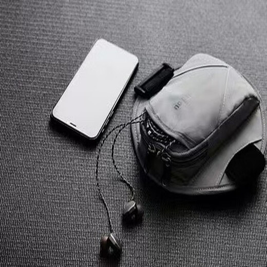 Japanese lightweight running arm bag outdoor sports mobile phone armband arm sleeve men and women arm bag wrist bag running mobile phone bag disc-gray