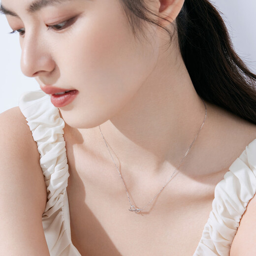 Lukfook Jewelry Platinum Necklace Platinum 950 Bow Necklace Price G07TBPN0024 Approximately 2.22 grams