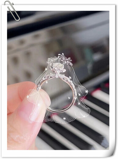 Qian Jun Ring Princess Castle Fireworks Diamond Ring Female Couple 18K Gold Personalized Request for Marriage Valentine's Day Size 8 Recommended Finger Circumference 47-48mm